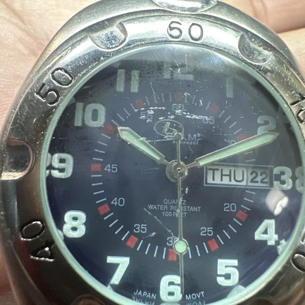 Working B.U.M Equipment Purple Dial Silver Tone Mens Watch Lume‎ 39mm Fit 7.5in